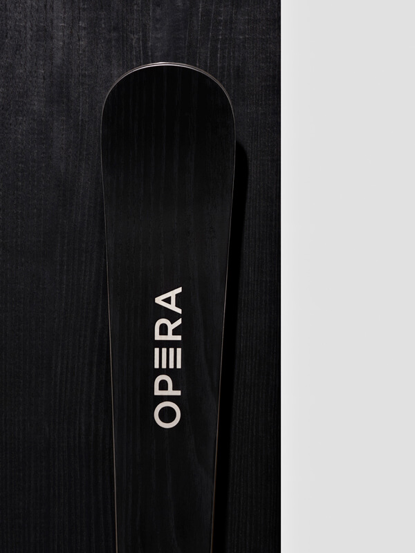 Operaskis natural wood finish | black wood