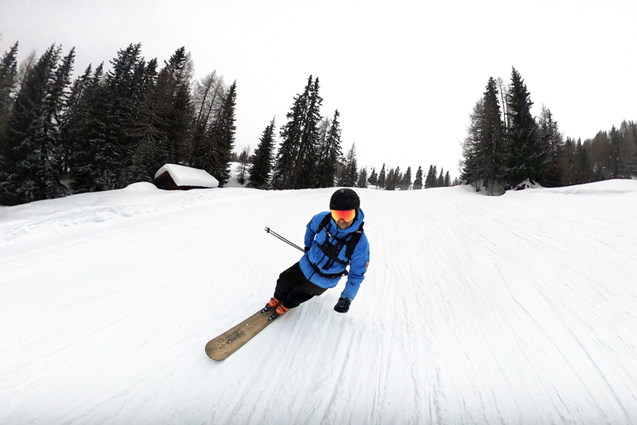 Monoski skidifferent operaskis