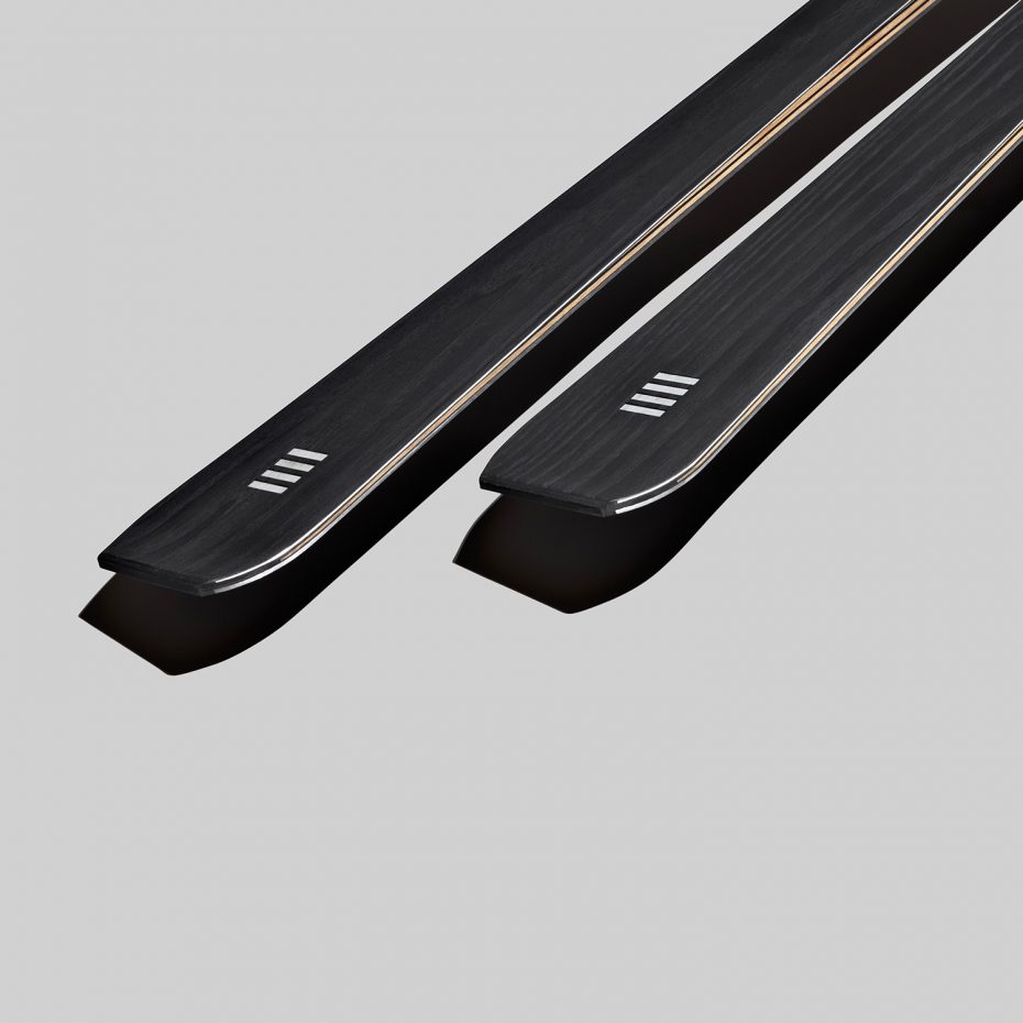alpine skis in black wood | art 72 | OperaSkis